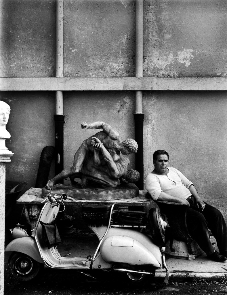 William Klein, Guardiano di Cinecittà. Roma, 1956 