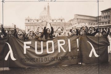V Congresso nazionale del Fuori, Piazza San Pietro, Roma, 23-25 aprile 1976 (archivio